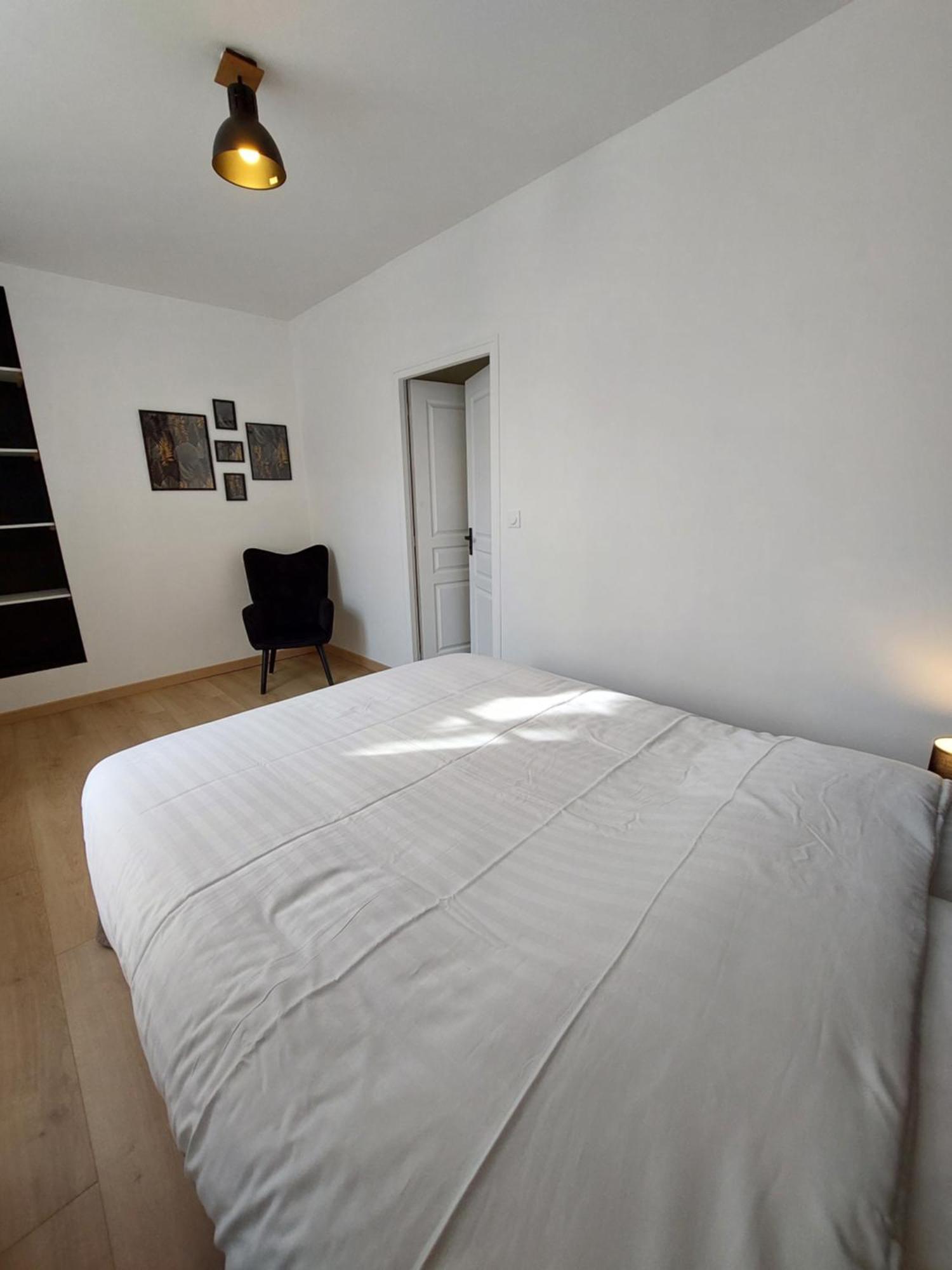 Appartements L'Hirondelle Божанси Экстерьер фото